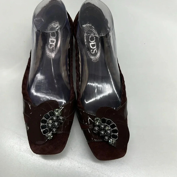 Tods Ballet Flats Slip On Shoes Jeweled Scrunch Back Suede Brown Size 39 US 9 - Picture 7 of 11
